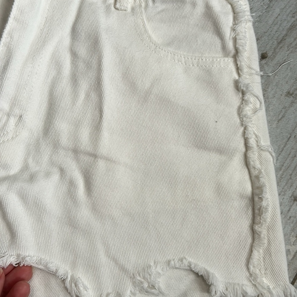 Women's White Denim Shorts - Size Large - Picture 2 of 5